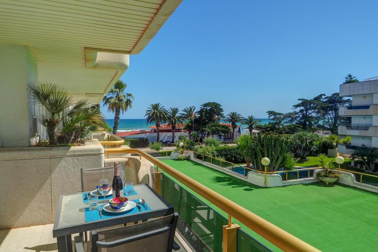 Mediterraneo Seaview Apartment By Hello Homes Sitges Exterior foto
